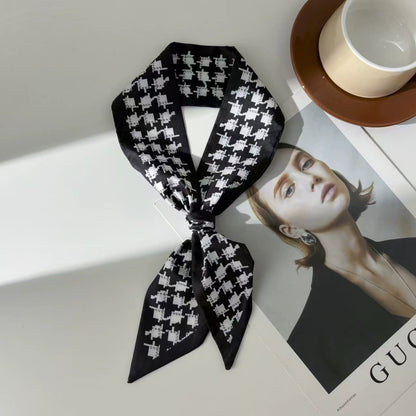 🧣 Women's Letters Print Tote Bag Silk Scarf – Perfect Match for Your Stylish Look!