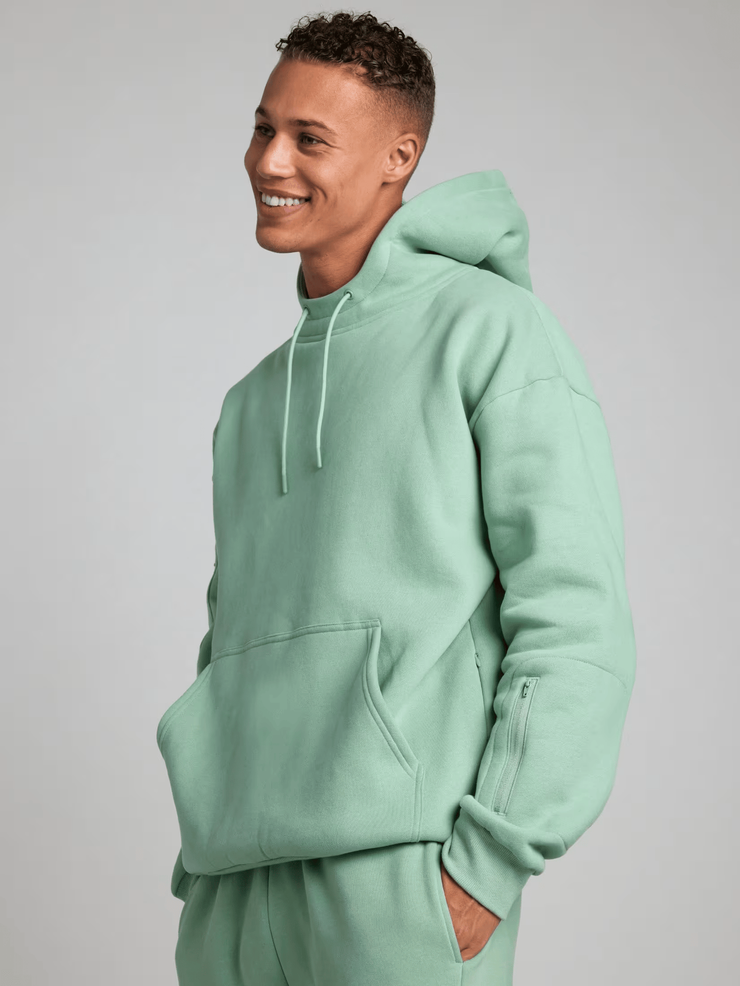 ✈️ Airplane Mode Travel Hoodie – Your Ultimate In-Flight Sanctuary! 😴✨