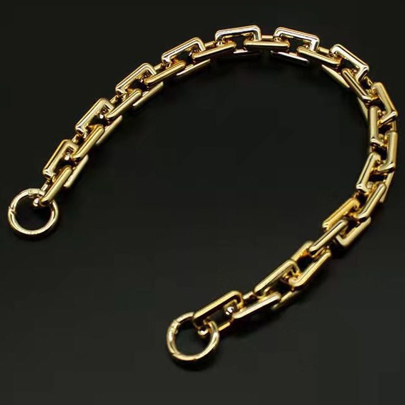 🧣 Women's Letters Print Tote Bag Silk Scarf – Perfect Match for Your Stylish Look!