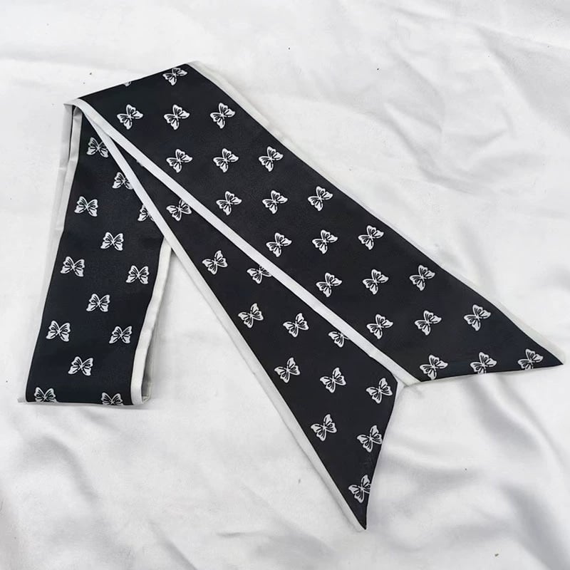 🧣 Women's Letters Print Tote Bag Silk Scarf – Perfect Match for Your Stylish Look!